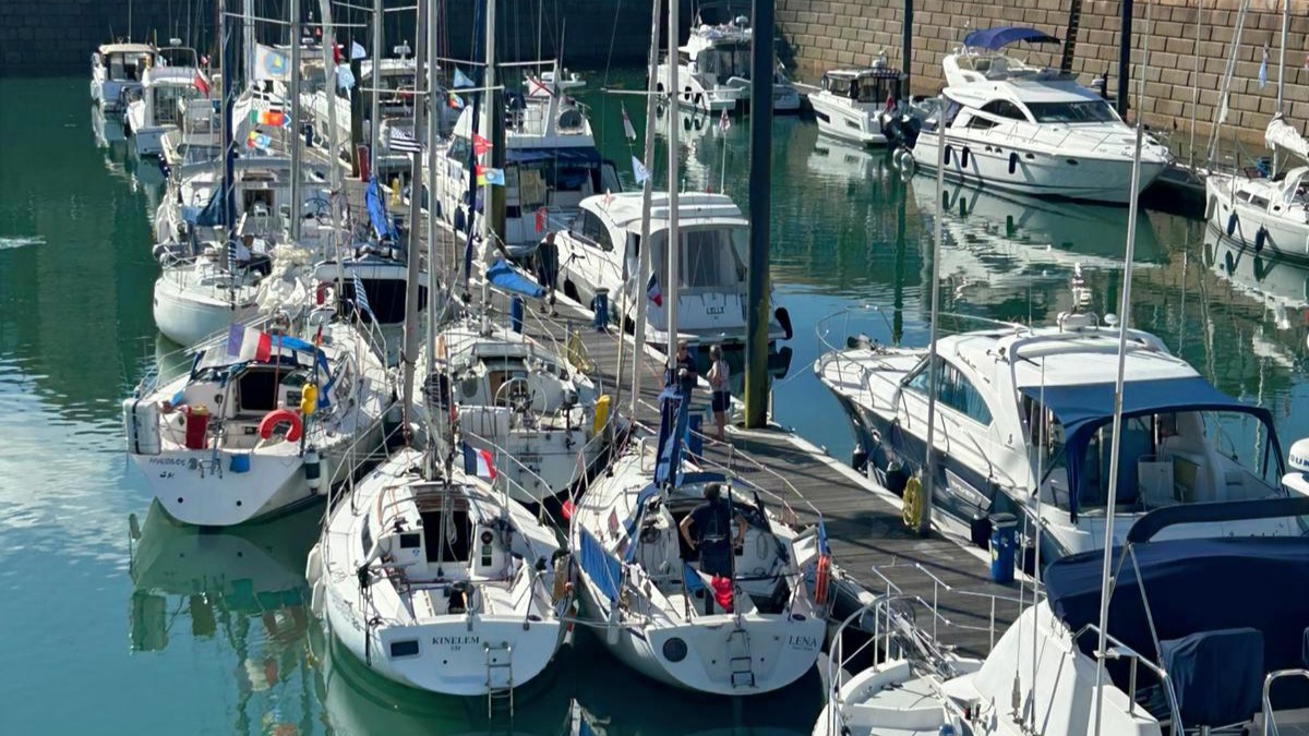 La flotille APPP à la marina de Saint-Hélier à Jersey